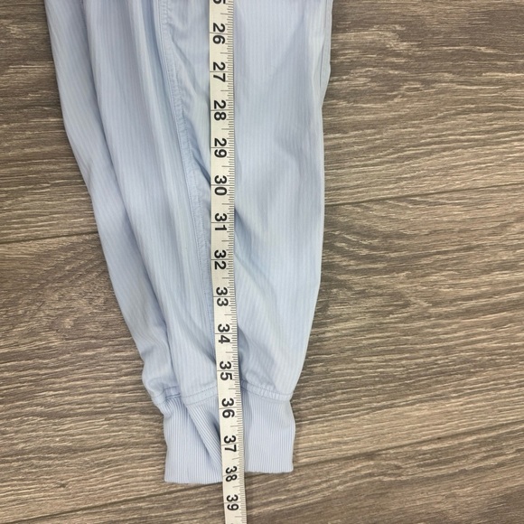 Lululemon Dance Studio Relaxed-Fit Mid-Rise Cargo Jogger in Windmill Size M 2024 - Picture 13 of 13